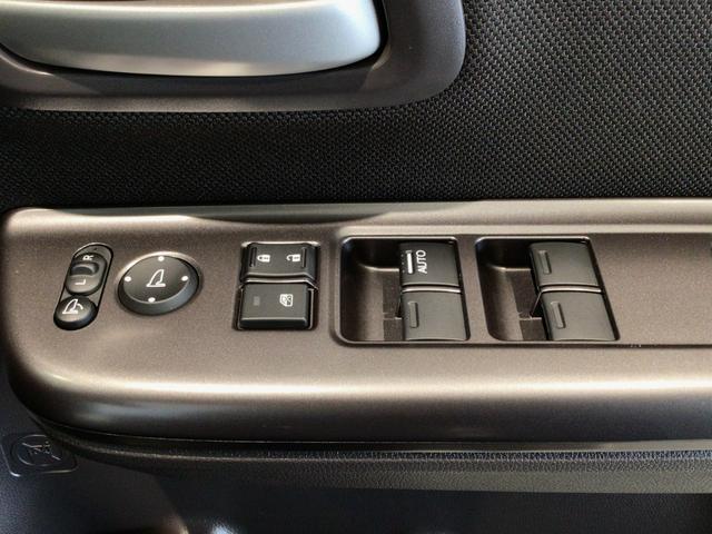 フリード Ｇ　デモカーＵＰ・ＬＥＤ・フルセグ・メモリナビ・バックカメラ・シートヒーター（27枚目）