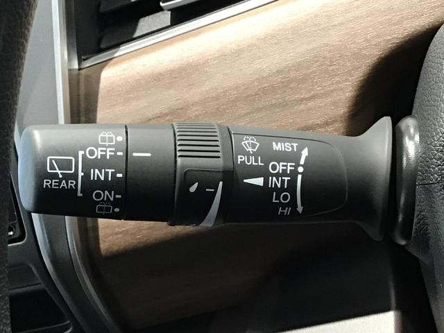 フリード Ｇ　デモカーＵＰ・ＬＥＤ・フルセグ・メモリナビ・バックカメラ・シートヒーター（30枚目）