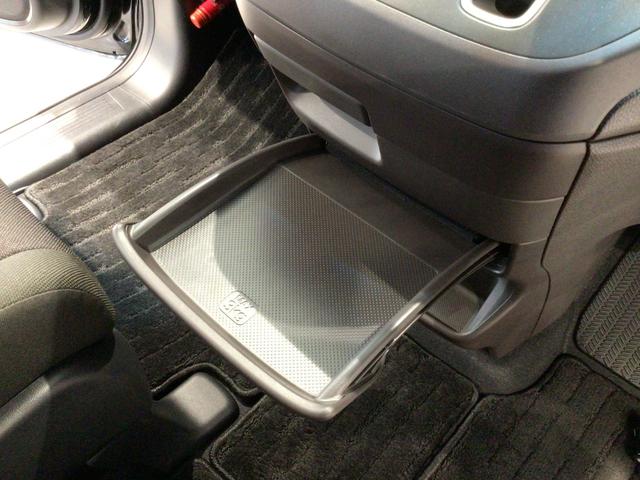 フリード Ｇ　デモカーＵＰ・ＬＥＤ・フルセグ・メモリナビ・バックカメラ・シートヒーター（34枚目）