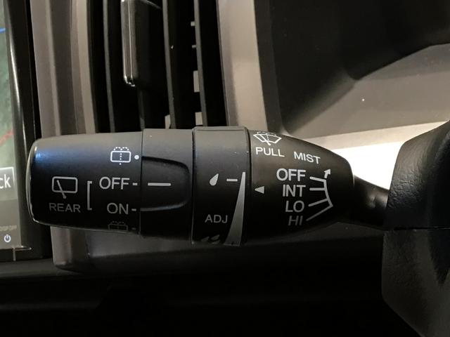 ステップワゴンスパーダ Z HID・フルセグ・メモリナビ・DVD・CD・バックカメラ・純正AW・ETC(31枚目)