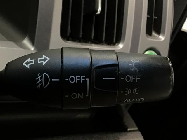 ステップワゴンスパーダ Z HID・フルセグ・メモリナビ・DVD・CD・バックカメラ・純正AW・ETC(32枚目)