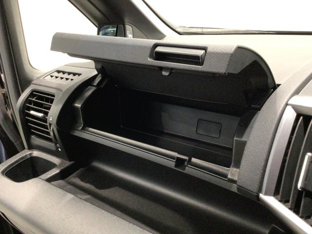 ステップワゴンスパーダ Z HID・フルセグ・メモリナビ・DVD・CD・バックカメラ・純正AW・ETC(35枚目)