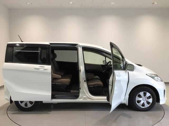 フリード Gプレミアムエディション HID・フルセグ・メモリナビ・DVD・バックカメラ・リア席モニター・ETC(39枚目)