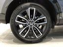 【アルミホイール】純正アルミホイール装備!足元を際立たせ、軽快な走りを演出します!印象もアップし、スタイルも引き締まります!スポーティーさの中にラグジュアリーを感じさせるデザインですね♪