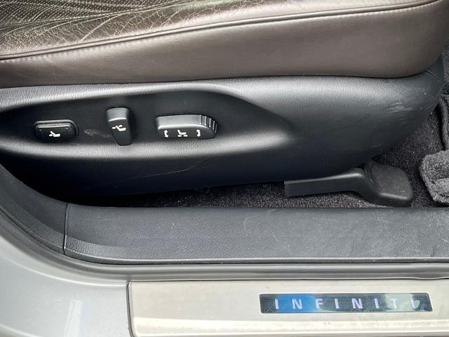 フーガ ３７０ＧＴ　タイプＳ　クリアランスソナー　オートクルーズコントロール　ナビ　アルミホイール　ＨＩＤ　ＡＴ　スマートキー　電動格納ミラー　盗難防止システム　パワーシート　ＣＤ　衝突安全ボディ　ＡＢＳ　ＥＳＣ　エアコン（60枚目）