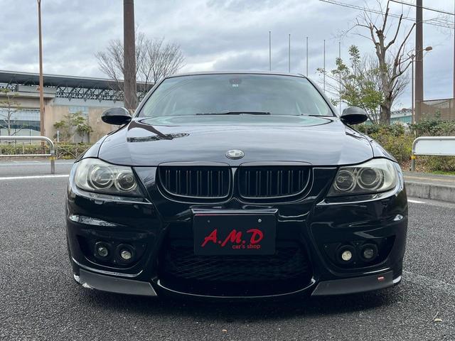 ３２３ｉ　ハイラインパッケージ　エナジーコンプリート　ナビ　アルミホイール　ＨＩＤ　パワーシート　革シート　スマートキー　シートヒーター　ＣＶＴ　盗難防止システム　ＡＢＳ　ＣＤ　ＭＤ　エアコン　パワーステアリング　パワーウィンドウ(6枚目)