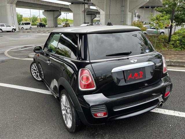 ＭＩＮＩ クーパー　アルミホイール　電動格納ミラー　ＡＴ　エアコン　パワーステアリング　パワーウィンドウ　運転席エアバッグ　助手席エアバッグ　サイドエアバッグ（49枚目）