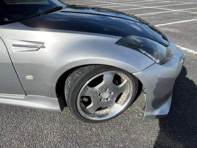 フェアレディＺ ベースグレード　ナビ　ＡＴ　ＨＩＤ　キーレスエントリー　アルミホイール　盗難防止システム　衝突安全ボディ　ＡＢＳ　エアコン　パワーステアリング　パワーウィンドウ　運転席エアバッグ（46枚目）