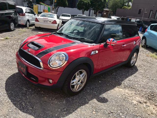 ＭＩＮＩ クーパーＳ　クラブマン　ＴＶ　アルミホイール　ＨＩＤ　キーレスエントリー　電動格納ミラー　ＡＴ　盗難防止システム　ＡＢＳ　ＣＤ　エアコン　パワーステアリング　パワーウィンドウ　運転席エアバッグ（22枚目）
