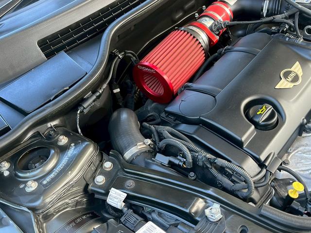 ＭＩＮＩ クーパーＳ　ジョンクーパーワークスエアロ　アルミホイール　社外２ＤＩＮナビ　ＨＩＤ　サンルーフ　ＡＴ　ＡＢＳ　ＥＳＣ　エアコン　パワーステアリング　パワーウィンドウ（37枚目）