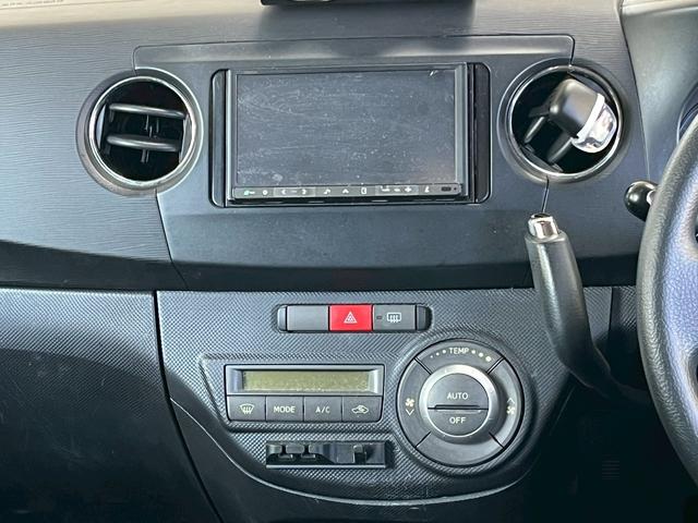 タントエグゼ カスタムG HID スマートキー 電動格納ミラー CVT 盗難防止システム ABS アルミホイール 衝突安全ボディ エアコン パワーステアリング パワーウィンドウ(4枚目)