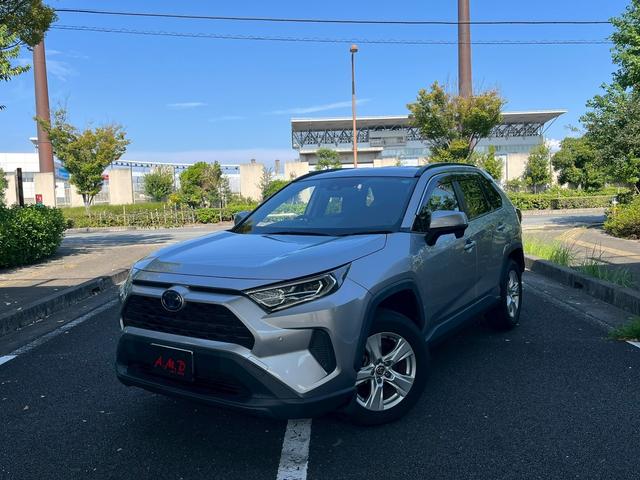 ＲＡＶ４ ハイブリッドＸ　オートクルーズコントロール　レーンアシスト　衝突被害軽減システム　ナビ　オートマチックハイビーム　オートライト　ＬＥＤヘッドランプ　アルミホイール　スマートキー　アイドリングストップ　電動格納ミラー（10枚目）