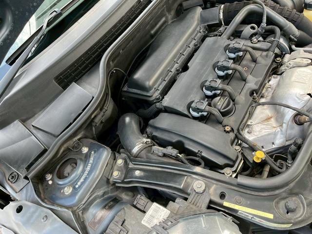 MINI クーパーS コンバーチブル オープンカー ETC HID AT キーレスエントリー アルミホイール 盗難防止システム ABS CD エアコン パワーステアリング パワーウィンドウ(34枚目)