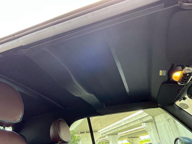 MINI クーパーS コンバーチブル オープンカー ETC HID AT キーレスエントリー アルミホイール 盗難防止システム ABS CD エアコン パワーステアリング パワーウィンドウ(42枚目)