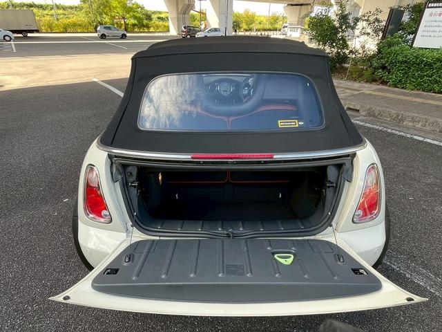 MINI クーパーS コンバーチブル オープンカー クリアランスソナー HID AT アルミホイール 盗難防止システム ABS CD USB エアコン パワーステアリング パワーウィンドウ(19枚目)