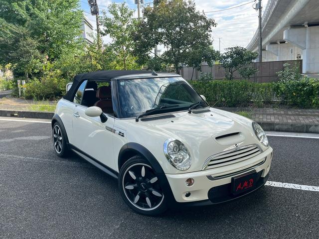 MINI クーパーS コンバーチブル オープンカー クリアランスソナー HID AT アルミホイール 盗難防止システム ABS CD USB エアコン パワーステアリング パワーウィンドウ(43枚目)