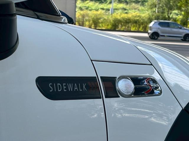 MINI クーパーS コンバーチブル オープンカー クリアランスソナー HID AT アルミホイール 盗難防止システム ABS CD USB エアコン パワーステアリング パワーウィンドウ(53枚目)