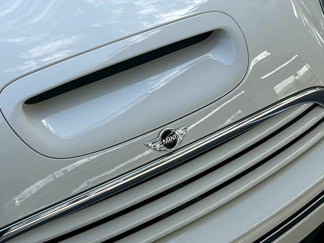 MINI クーパーS コンバーチブル オープンカー クリアランスソナー HID AT アルミホイール 盗難防止システム ABS CD USB エアコン パワーステアリング パワーウィンドウ(54枚目)