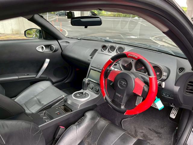 フェアレディZ ベースグレード ドライブレコーダー ETC AT HID キーレスエントリー 電動格納ミラー シートヒーター アルミホイール 盗難防止システム 衝突安全ボディ ABS エアコン パワーステアリング パワーウィンドウ(9枚目)