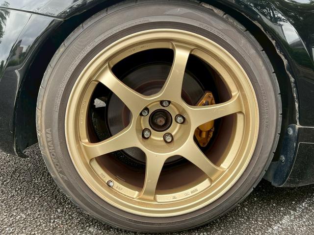 フェアレディZ バージョンS ETC MT HID キーレスエントリー 電動格納ミラー アルミホイール 盗難防止システム 衝突安全ボディ ABS ESC CD エアコン(18枚目)