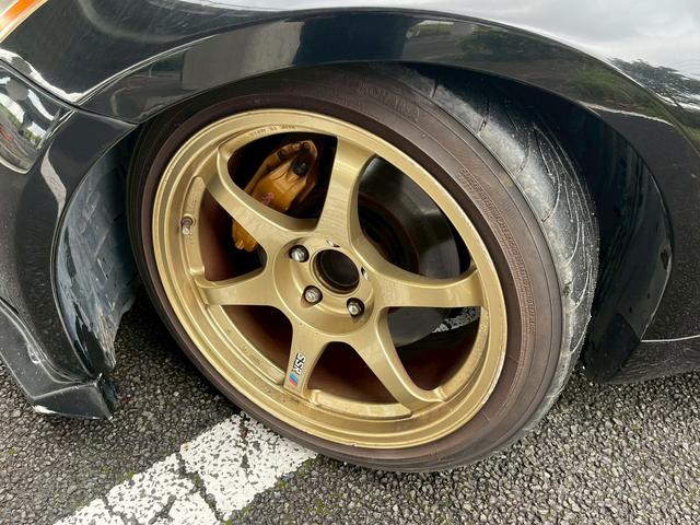 フェアレディZ バージョンS ETC MT HID キーレスエントリー 電動格納ミラー アルミホイール 盗難防止システム 衝突安全ボディ ABS ESC CD エアコン(22枚目)