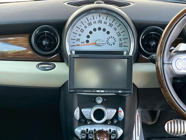 MINI クーパーS ジョンクーパーワークスエアロ アルミホイール サンルーフ HID AT 盗難防止システム ABS エアコン パワーステアリング パワーウィンドウ(4枚目)