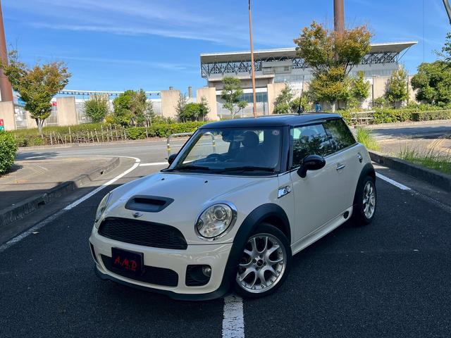 MINI クーパーS ジョンクーパーワークスエアロ アルミホイール サンルーフ HID AT 盗難防止システム ABS エアコン パワーステアリング パワーウィンドウ(12枚目)