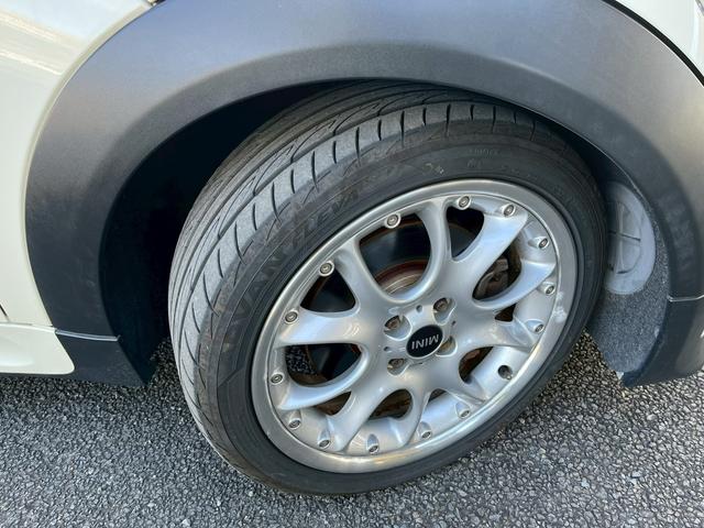 MINI クーパーS ジョンクーパーワークスエアロ アルミホイール サンルーフ HID AT 盗難防止システム ABS エアコン パワーステアリング パワーウィンドウ(26枚目)