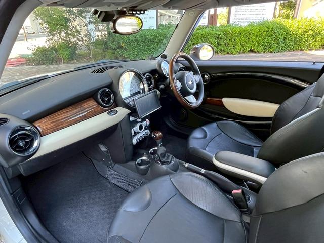 MINI クーパーS ジョンクーパーワークスエアロ アルミホイール サンルーフ HID AT 盗難防止システム ABS エアコン パワーステアリング パワーウィンドウ(34枚目)