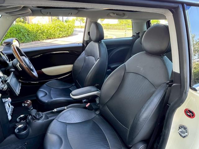 MINI クーパーS ジョンクーパーワークスエアロ アルミホイール サンルーフ HID AT 盗難防止システム ABS エアコン パワーステアリング パワーウィンドウ(36枚目)