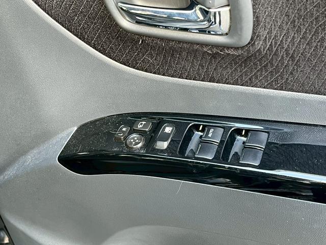 パレットSW XS 両側スライド・片側電動 HID スマートキー アイドリングストップ 電動格納ミラー ベンチシート CVT 盗難防止システム ABS アルミホイール 衝突安全ボディ エアコン パワーステアリング(6枚目)