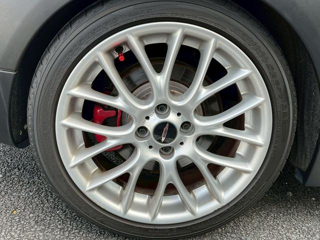 MINI ジョンクーパーワークス クラブマン ジョンクーパーワークスアロ ドライブレコーダー ETC アルミホイール キーレスエントリー 電動格納ミラー MT ABS CD Bluetooth エアコン パワーステアリング(31枚目)