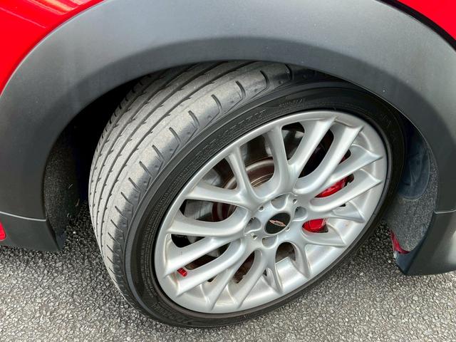 MINI ジョンクーパーワークス クラブマン ジョンクーパーワークスアロ ドライブレコーダー ETC アルミホイール キーレスエントリー 電動格納ミラー MT ABS CD Bluetooth エアコン パワーステアリング(33枚目)