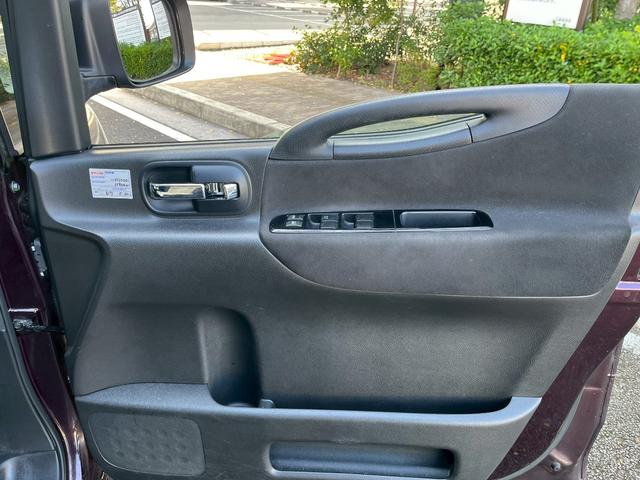 ご覧頂きまして誠に有難うございます！！是非ご来店して頂き、実際にご覧になって頂ければと思います。お客様からのご連絡をスタッフ一同、心よりお待ちしております