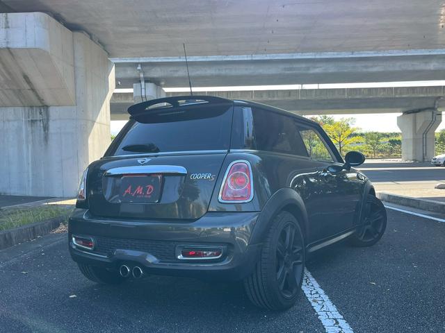 MINI クーパーS アルミホイール キーレスエントリー サンルーフ HID AT ABS エアコン パワーステアリング パワーウィンドウ(14枚目)