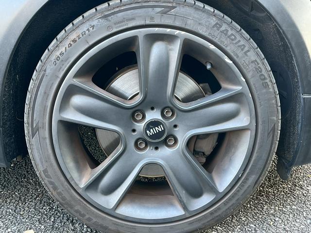 MINI クーパーS アルミホイール キーレスエントリー サンルーフ HID AT ABS エアコン パワーステアリング パワーウィンドウ(28枚目)