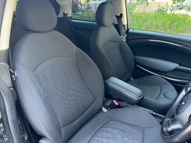 MINI クーパーS アルミホイール キーレスエントリー サンルーフ HID AT ABS エアコン パワーステアリング パワーウィンドウ(32枚目)