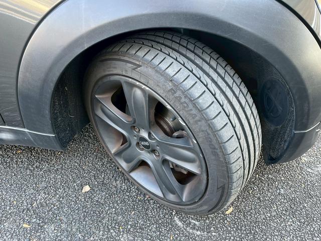 MINI クーパーS アルミホイール キーレスエントリー サンルーフ HID AT ABS エアコン パワーステアリング パワーウィンドウ(33枚目)