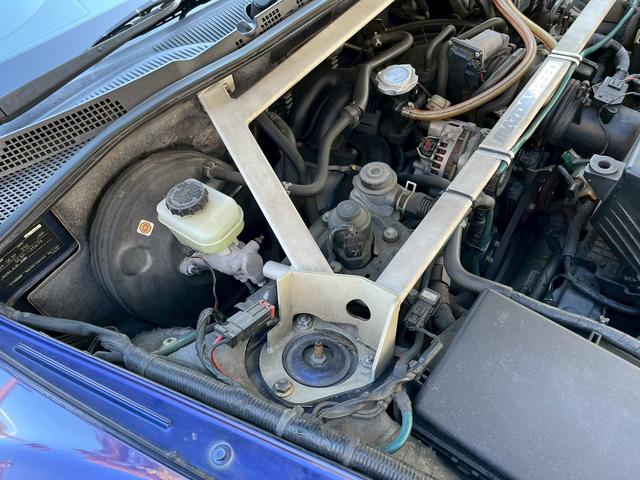 ＲＸ－８ マツダスピードバージョン　ＭＴ　ＨＩＤ　電動格納ミラー　アルミホイール　衝突安全ボディ　ＡＢＳ　ＣＤ　ＭＤ　エアコン　パワーウィンドウ（40枚目）