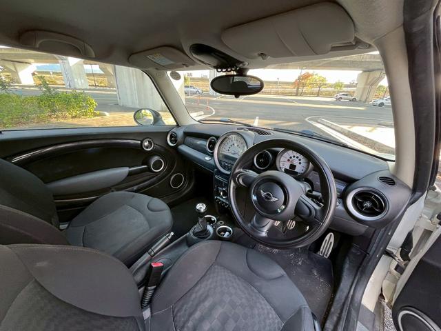 MINI クーパーS クラブマン アルミホイール HID MT ABS ESC CD エアコン パワーステアリング パワーウィンドウ(7枚目)