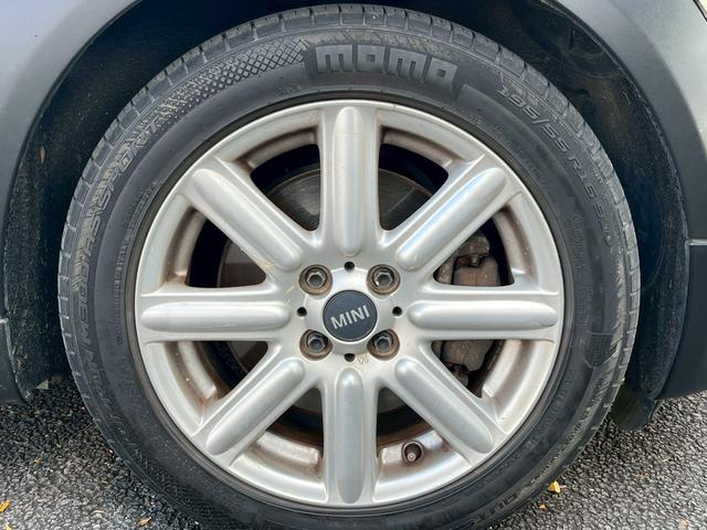 MINI クーパーS クラブマン アルミホイール HID MT ABS ESC CD エアコン パワーステアリング パワーウィンドウ(31枚目)