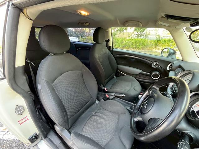 MINI クーパーS クラブマン アルミホイール HID MT ABS ESC CD エアコン パワーステアリング パワーウィンドウ(42枚目)