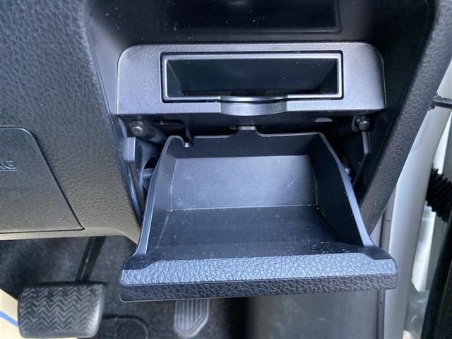 ノア ハイブリッドＳｉ　ダブルバイビーＩＩ　フルセグ　メモリーナビ　ＤＶＤ再生　後席モニター　バックカメラ　衝突被害軽減システム　両側電動スライド　ＬＥＤヘッドランプ　乗車定員７人　３列シート　ワンオーナー　記録簿（15枚目）