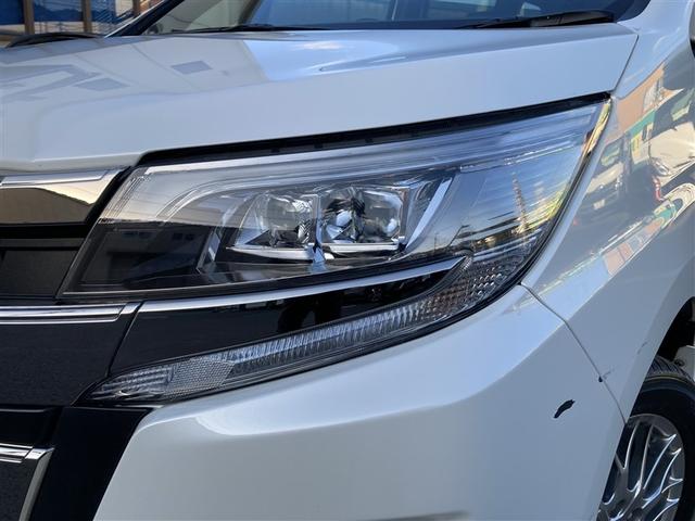 ノア ハイブリッドＳｉ　ダブルバイビーＩＩ　フルセグ　メモリーナビ　ＤＶＤ再生　後席モニター　バックカメラ　衝突被害軽減システム　両側電動スライド　ＬＥＤヘッドランプ　乗車定員７人　３列シート　ワンオーナー　記録簿（23枚目）