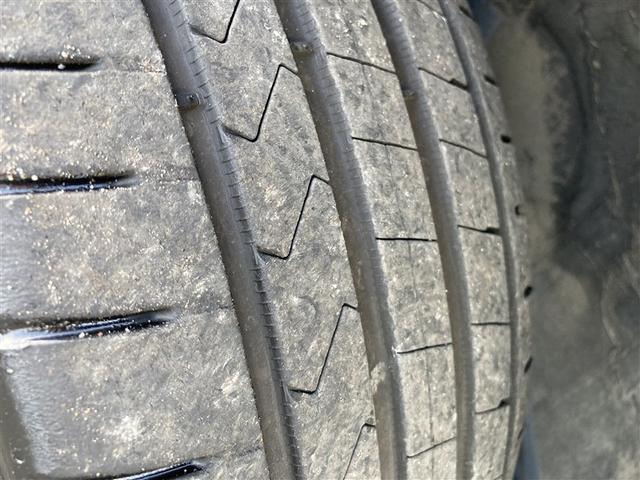 ノア ハイブリッドＳｉ　ダブルバイビーＩＩ　フルセグ　メモリーナビ　ＤＶＤ再生　後席モニター　バックカメラ　衝突被害軽減システム　両側電動スライド　ＬＥＤヘッドランプ　乗車定員７人　３列シート　ワンオーナー　記録簿（26枚目）