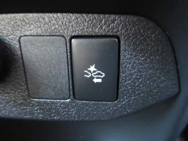 ヴィッツ ジュエラ　純正ナビ・ワンセグＴＶ・ＣＤ・ブルートゥース・バックカメラ・ＥＴＣ・オートライト・電動格納ミラー・トヨタセーフティセンス・アイドリングＳＴＯＰ・スマートキ（9枚目）