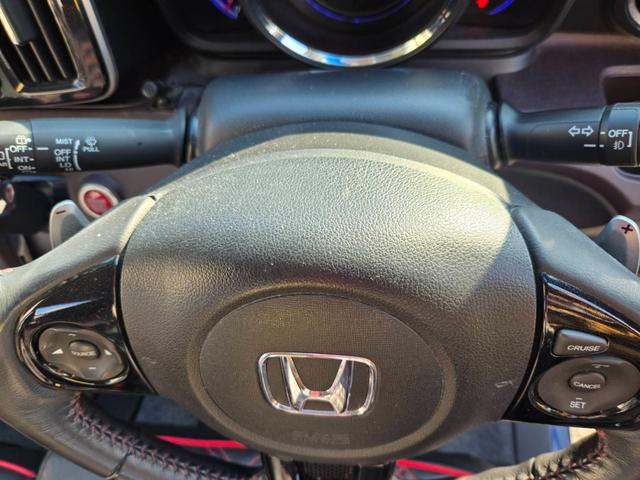 Ｎ－ＯＮＥ プレミアム　ツアラー・Ｌパッケージ　スマートキー　オートクルーズコントロール　盗難防止システム　衝突安全ボディ　フルフラット　ＨＩＤ　メモリーナビ　ワンセグテレビ　バックカメラ（23枚目）