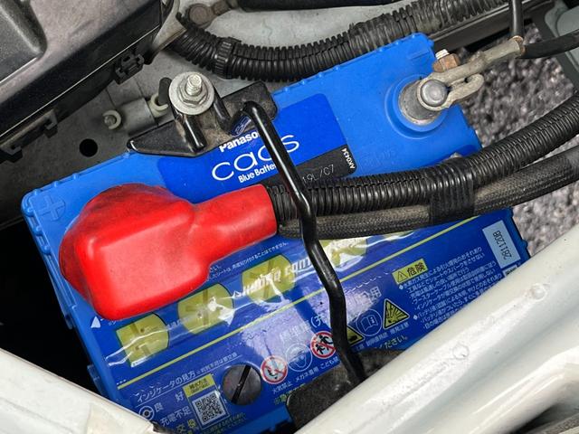 ハイゼットカーゴ スペシャル 4WD 5速MT車 エアコン 集中ドアロック(22枚目)