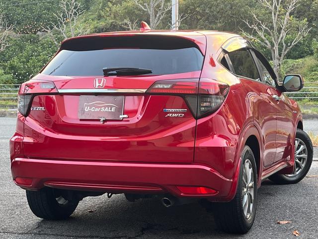 ヴェゼル ハイブリッドＺ・ホンダセンシング　４ＷＤ　Ｂｌｕｅｔｏｏｔｈ対応ナビ　バックカメラ　ミュージックサーバー　社外１６ＡＷ　スタッドレスタイヤ　ハーフレザーシート　シートヒーター（2枚目）