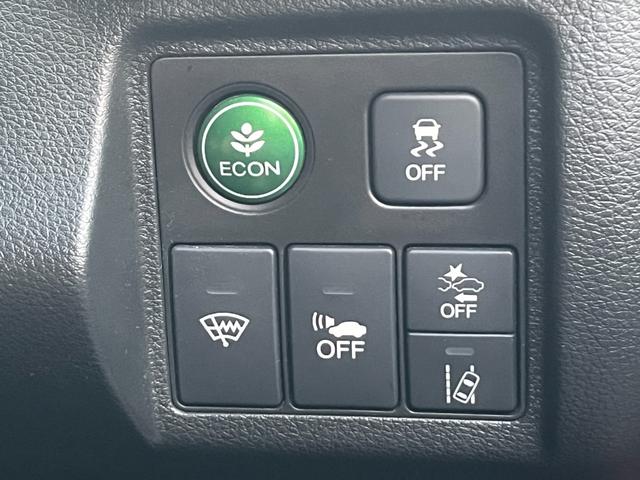ヴェゼル ハイブリッドＺ・ホンダセンシング　４ＷＤ　Ｂｌｕｅｔｏｏｔｈ対応ナビ　バックカメラ　ミュージックサーバー　社外１６ＡＷ　スタッドレスタイヤ　ハーフレザーシート　シートヒーター（12枚目）